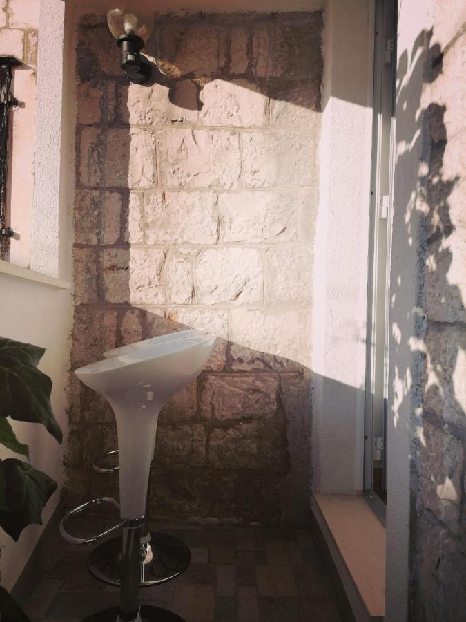 Appartamento Stone House Slatine Esterno foto